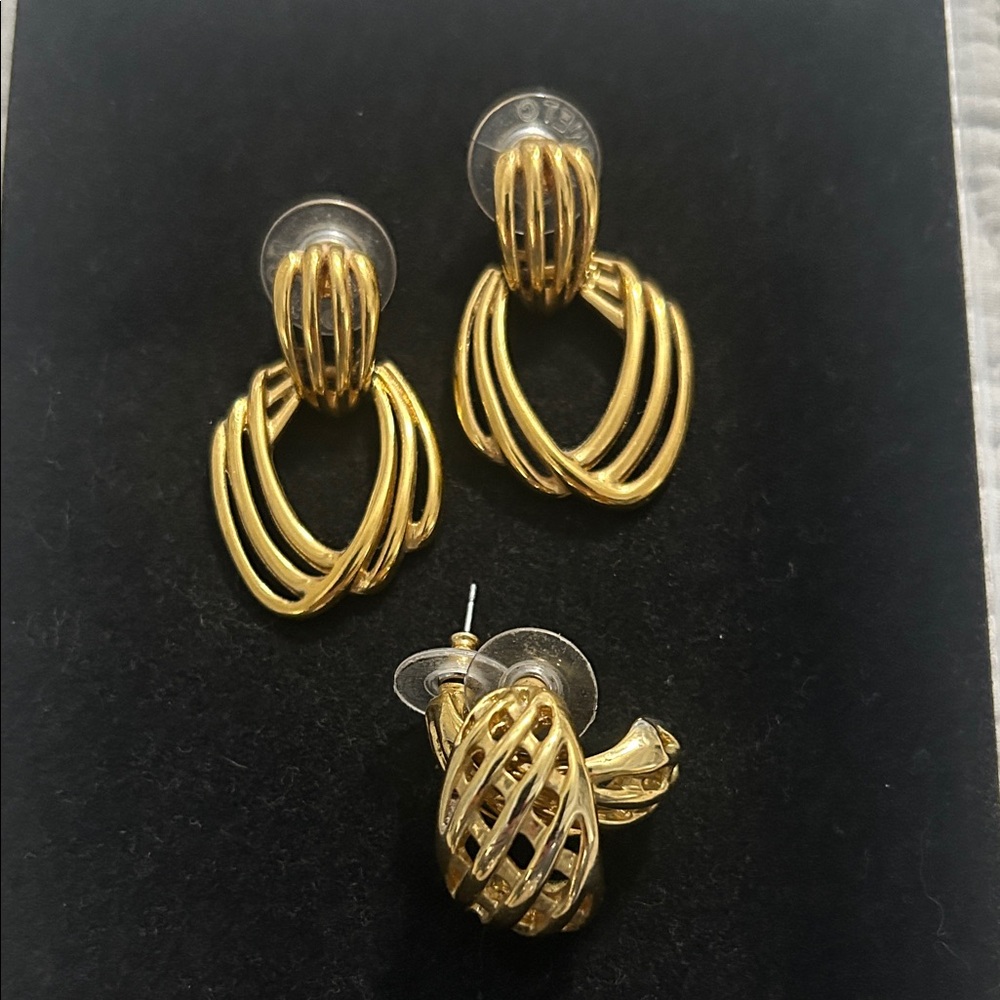 Two Pairs of Elegant Gold Earrings - Picture 1 of 4